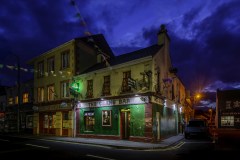 The Crane Bar
